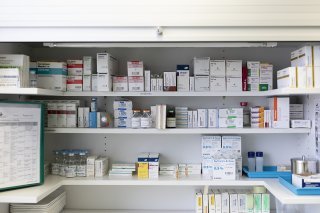 Les antibiotiques de la classe "Access", à utiliser en premier recours, représentent les deux tiers des antibiotiques utilisés en Suisse (image d'illustration). KEYSTONE/GAETAN BALLY
